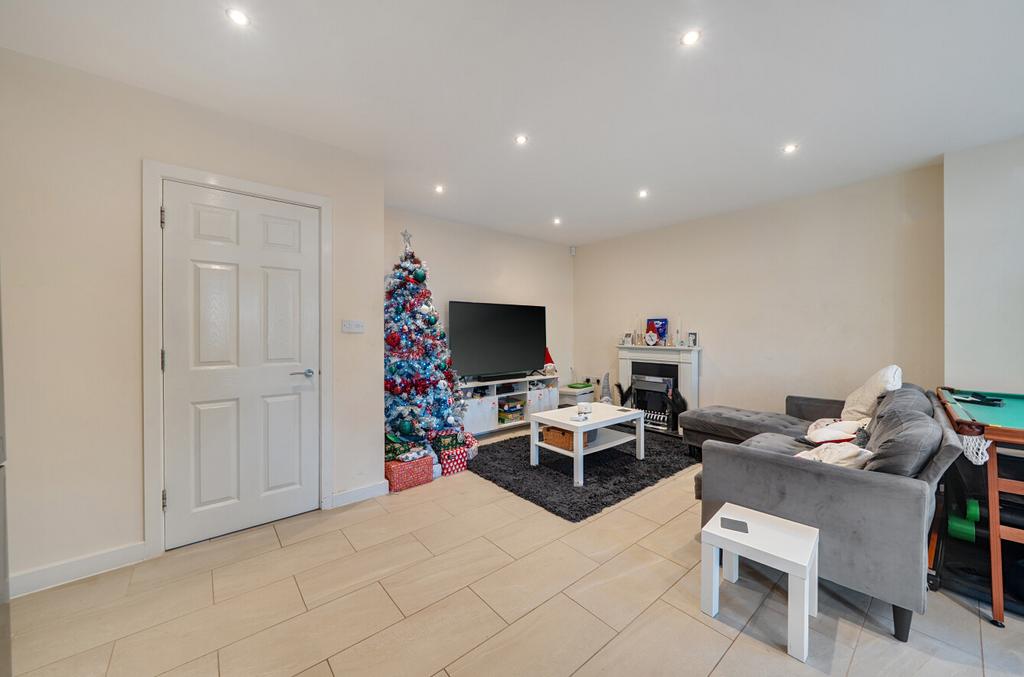 1387287 17 693973...