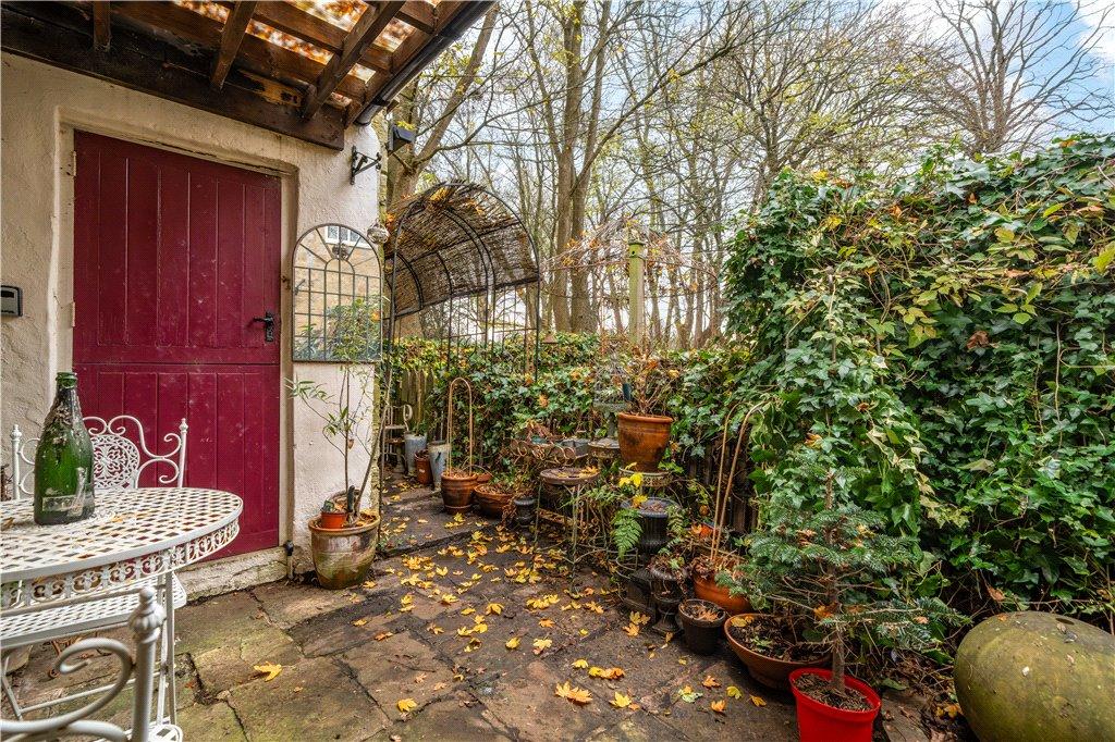 Rear Courtyard