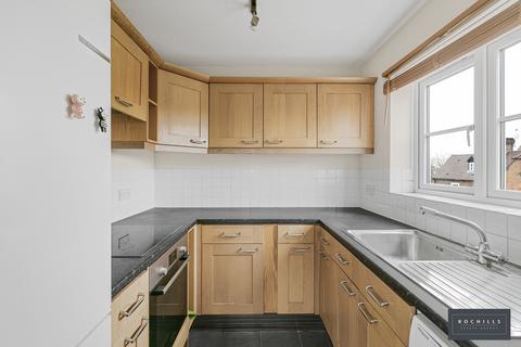 undefined, Sullivans Reach, WALTON-ON-THAMES, Surrey, KT12