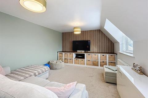 2 bedroom apartment for sale, Laneham Place, Kenilworth