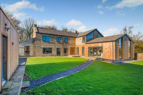 5 bedroom detached house for sale, Broadfields, Huddersfield, HD7 5UD
