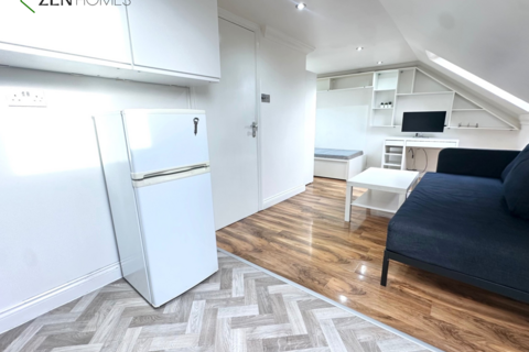 undefined, London N17