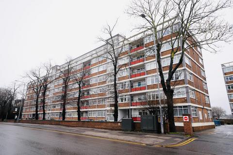 Wilford Lane, West Bridgford, Nottingham NG2