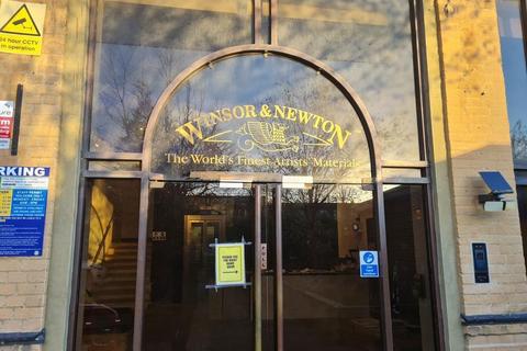 Office for sale, 26 Whitefriars Av Harrow HA3 5RN