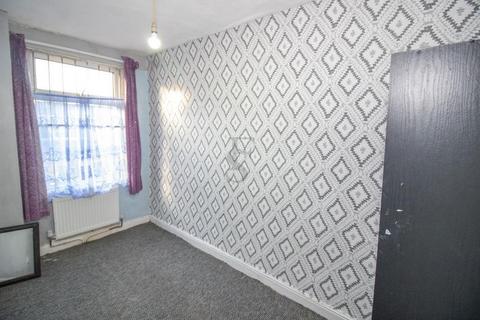 Retail property (high street) for sale, 33 Moat Rd Leicester LE5 5EF