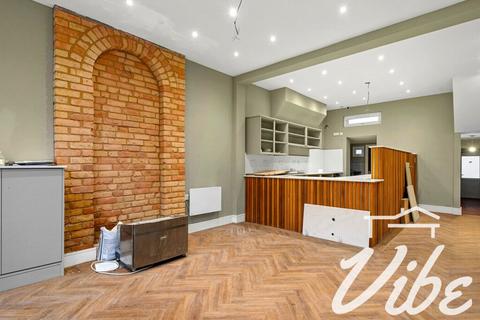 Restaurant to rent, 207 Whittington Rd London N22 8YW