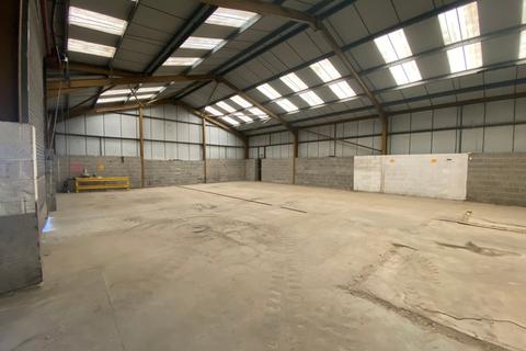 Warehouse to rent, Station Rd Gillingham SP8 4QQ
