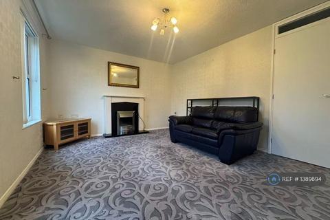 2 bedroom flat to rent, Coniston Road, Patchway, Bristol, BS34