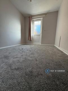 2 bedroom flat to rent, Coniston Road, Patchway, Bristol, BS34