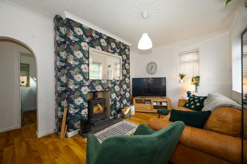 undefined, Newton-le-Willows WA12