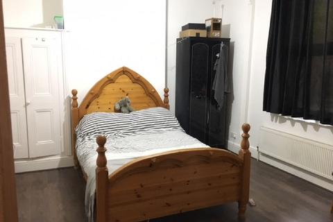 5 bedroom house to rent, Nottingham NG7