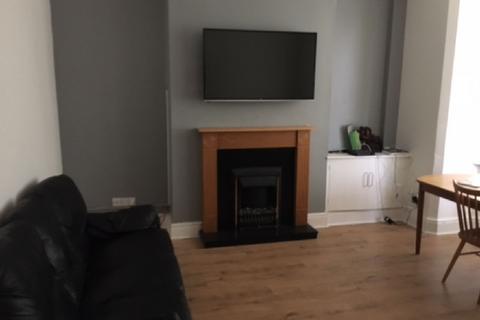 5 bedroom house to rent, Nottingham NG7