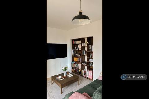 3 bedroom maisonette to rent, Jevons House, London, NW8