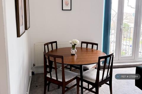3 bedroom maisonette to rent, Jevons House, London, NW8