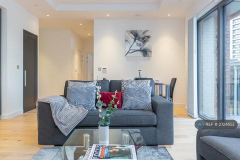 2 bedroom flat to rent, Meade House London City Island, London, E14