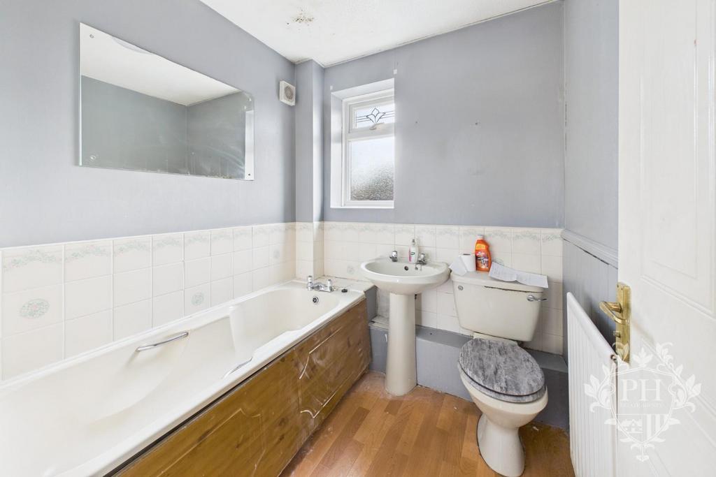 CAM02002 G0-PR0213-STILL005.jpg