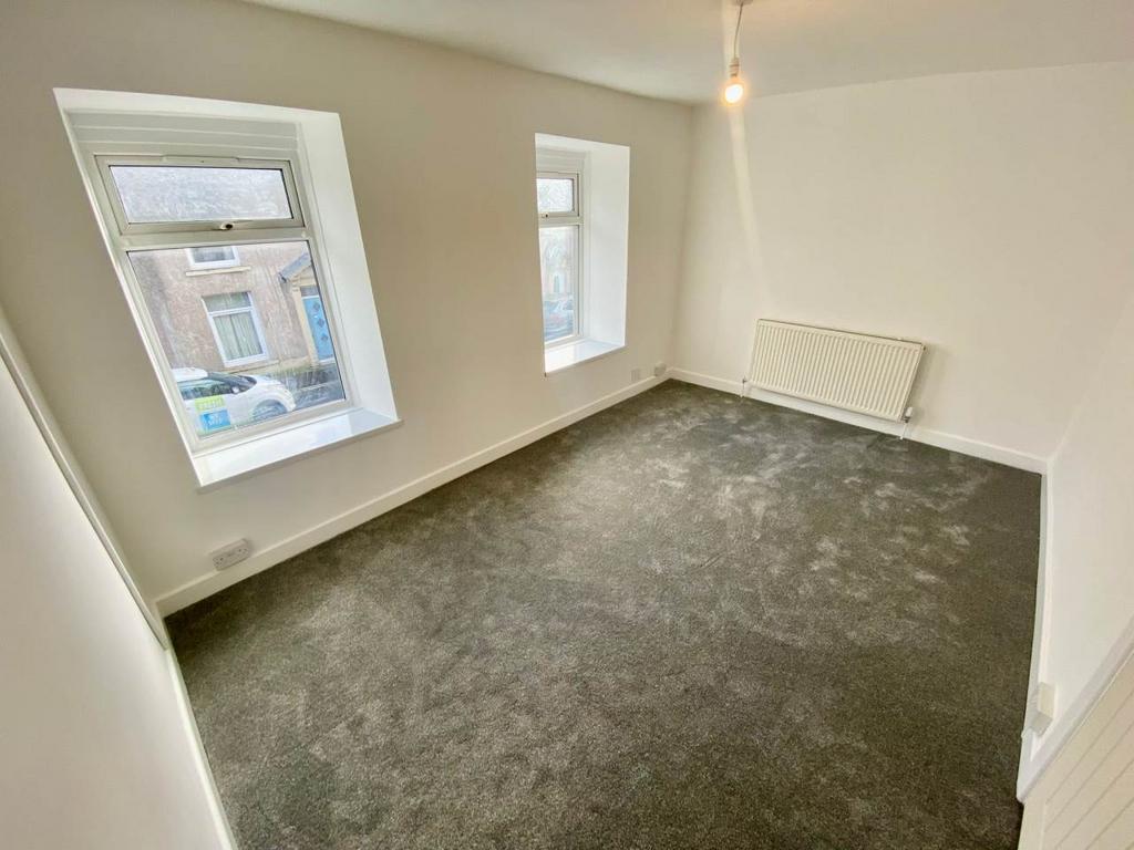 65243171-2684-4d9f-8