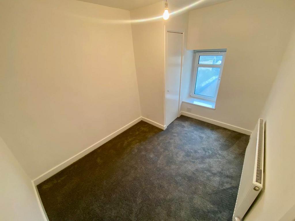 06f53653-e394-4ec8-b