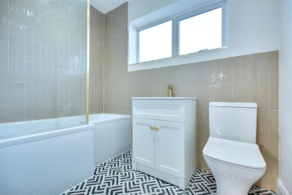 Bathroom.jpeg