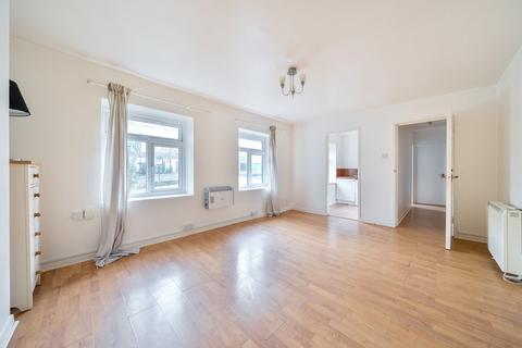 undefined, Lansdowne Lane, London