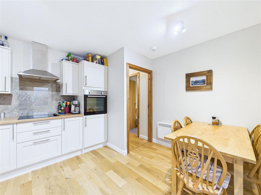 Kitchen &amp; Dining Area