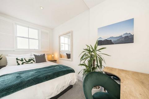 2 bedroom flat to rent, Powis Square, London W11