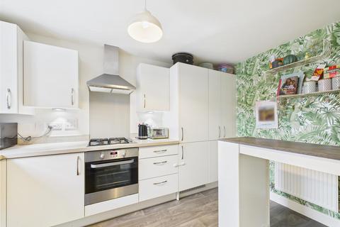 3 bedroom semi-detached house for sale, Nutmeg Close, Aylesbury HP22