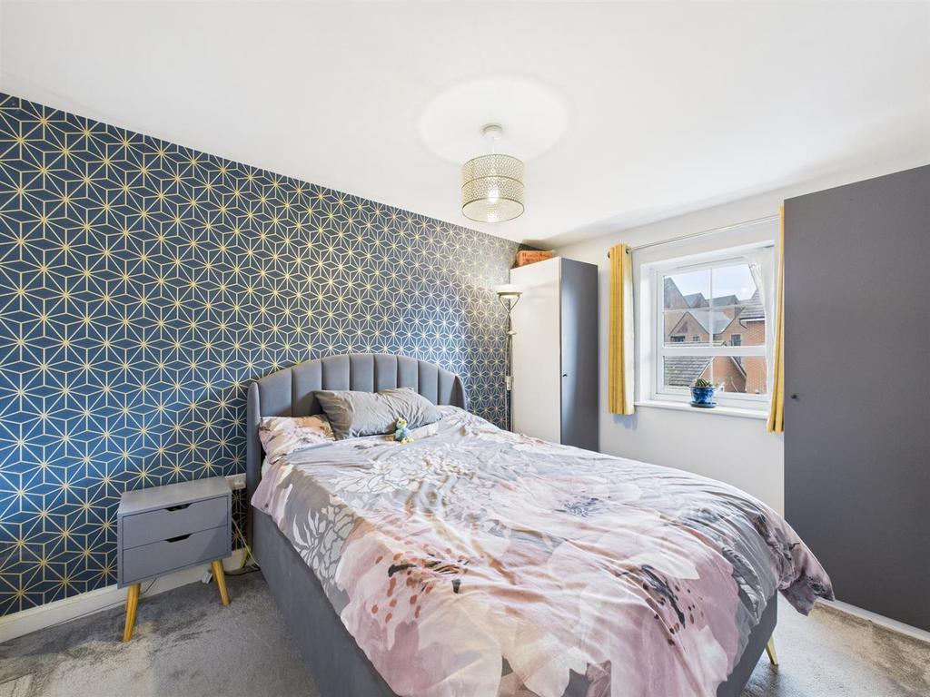 CAM02435 G0-PR0101-STILL011.jpg