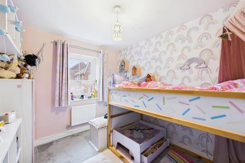 3 bedroom semi-detached house for sale, Nutmeg Close, Aylesbury HP22