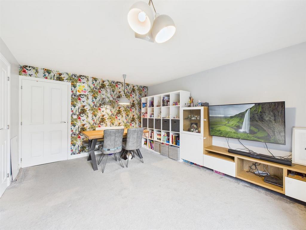 CAM02435 G0-PR0101-STILL016.jpg