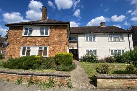 undefined, Victoria Road, Ruislip, HA4