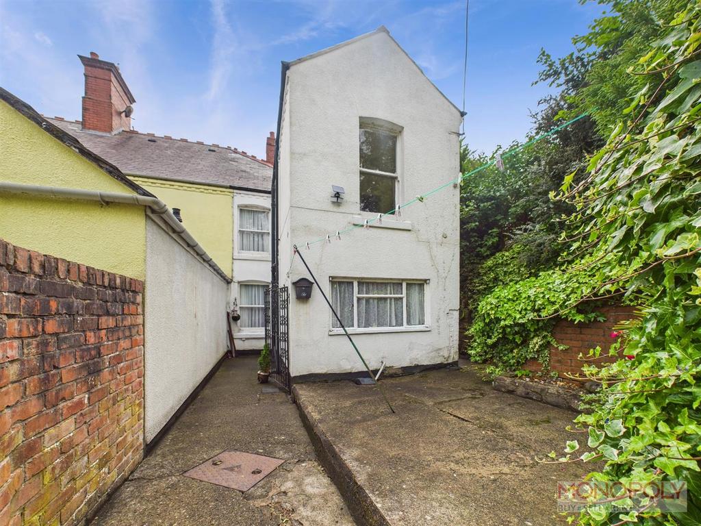 CAM04439 G0-PR0070-STILL010.jpg