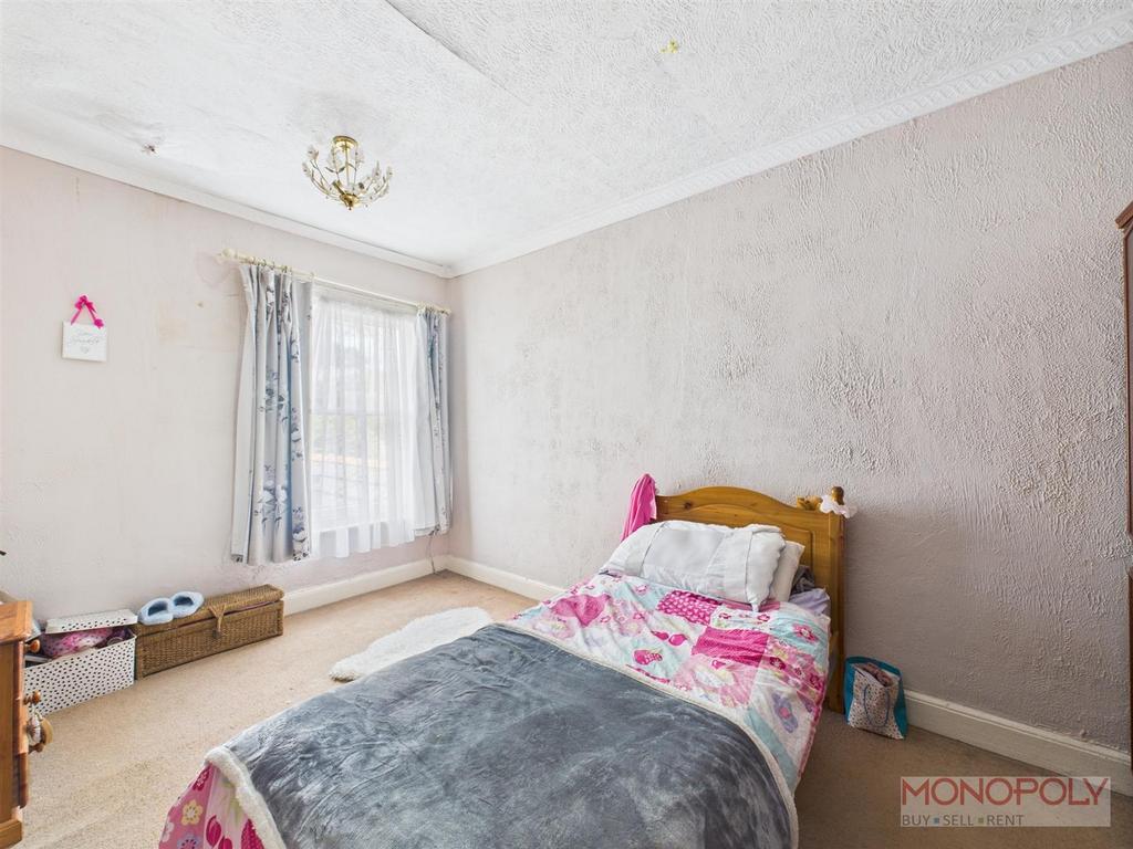 CAM04439 G0-PR0070-STILL003.jpg