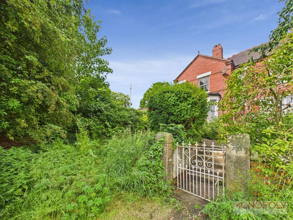 CAM04439 G0-PR0070-STILL014.jpg