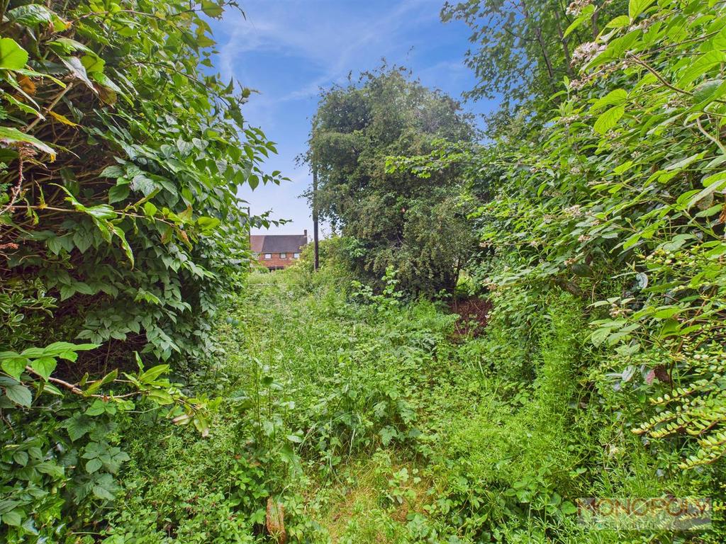 CAM04439 G0-PR0070-STILL011.jpg