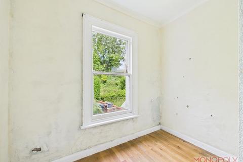 2 bedroom end of terrace house for sale, Woodland Grove, Summerhill, LL11