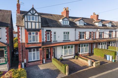 undefined, Avon Road, Hale, Altrincham, Greater Manchester, WA15