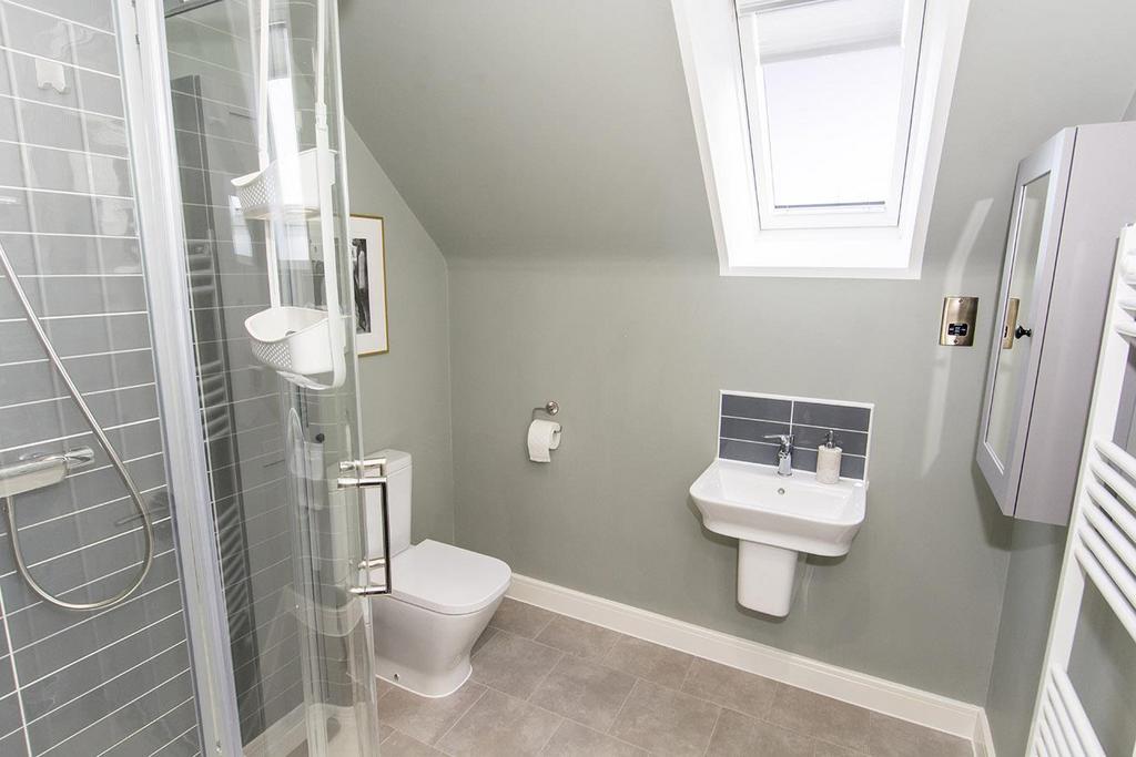 Master En-Suite