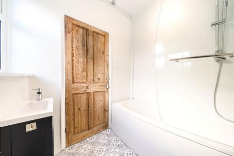 undefined, Loampit Hill, London SE13