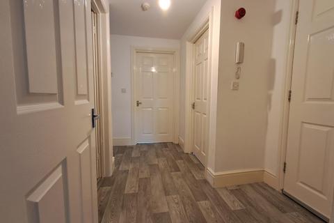 2 bedroom flat to rent, 16 Market Street, Haverfordwest, Pembrokeshire