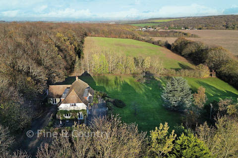 5 bedroom detached house for sale, Denstroude Lane, Denstroude, Canterbury, Kent