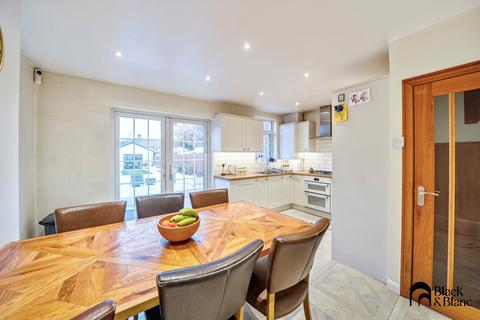 3 bedroom terraced house for sale, Westcombe Avenue, Croydon, CR0