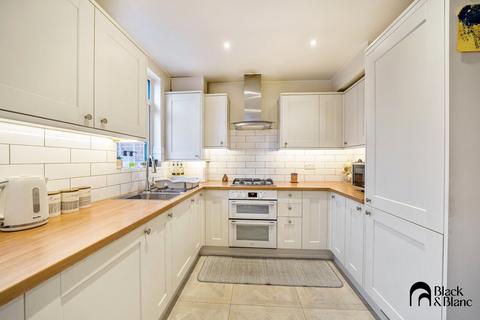 3 bedroom terraced house for sale, Westcombe Avenue, Croydon, CR0