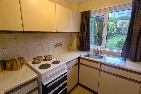 2 bedroom terraced house for sale, Milner Close, Halifax HX4