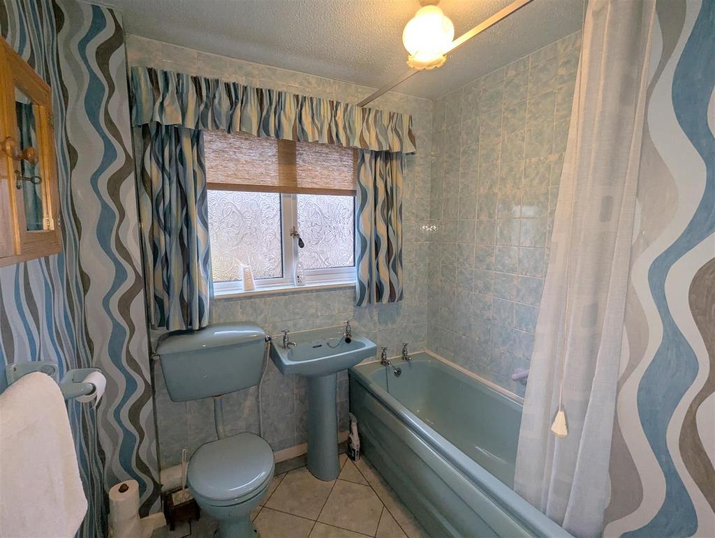 PXL 20251204 141517228.jpg