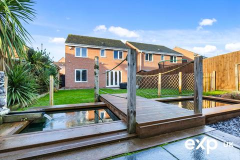 4 bedroom detached house for sale, First Oak Drive, Mansfield NG21