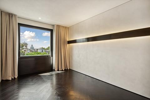 4 bedroom apartment for sale, Princes Gate, London, SW7