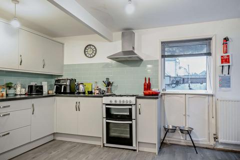 undefined, Avenue Road, Sandown PO36