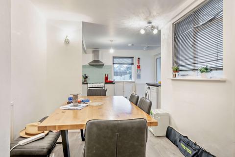 undefined, Avenue Road, Sandown PO36