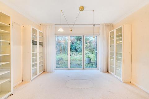 4 bedroom detached house for sale, Carlyon Close, Farnborough, Hampshire, GU14